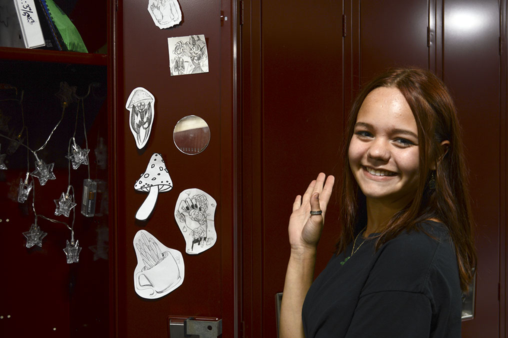 Who Says Lockers Have to Be Boring? 32 Cute Decor Items to Give Your  Child's Locker Personality