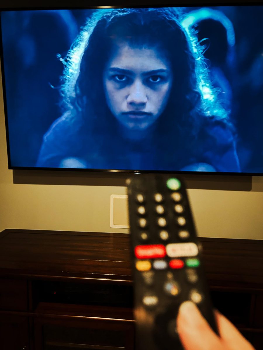 HBOs hit teen drama Euphoria which is showcased on TV in the picture above, showcases a girl struggling with mental and substance disorders. This exaggerated version of Gen Z can often be taken literally.