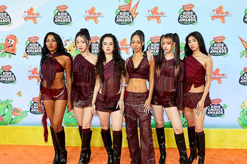 KATSEYE at Kids Choice Awards